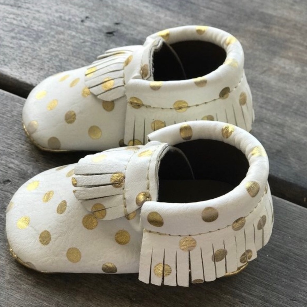 First Steps 👣👣 - Picture 2 of 10
